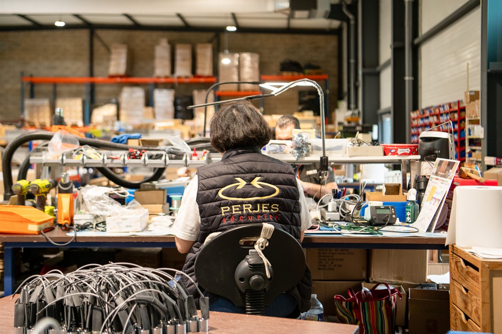Atelier PERJES — assemblage des systèmes alarme, vidéosurveillance et contrôle d'accès